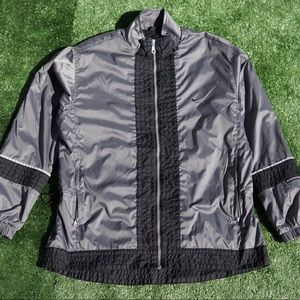 VINTAGE NIKE WINDBREAKER